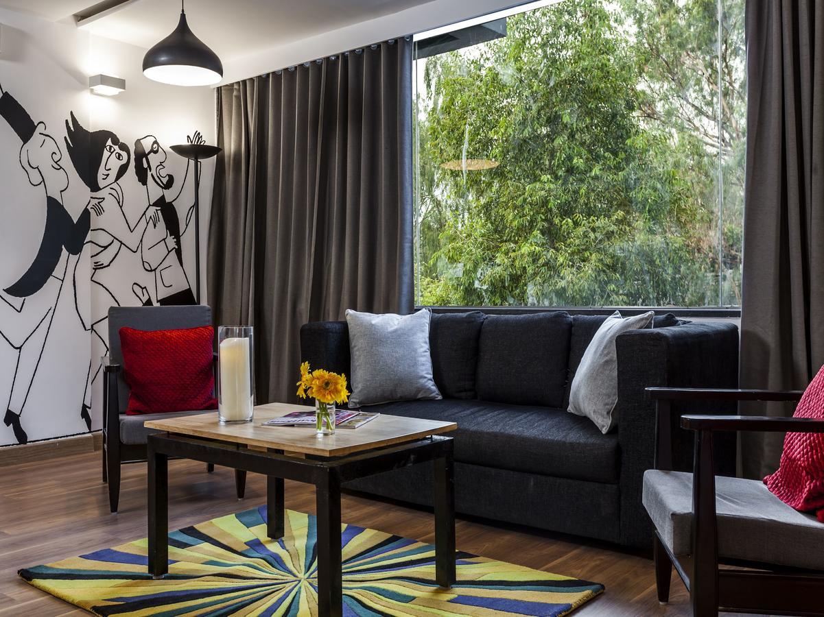 Oyo Townhouse 5 Jubilee Hills Hotell Hyderabad Exteriör bild