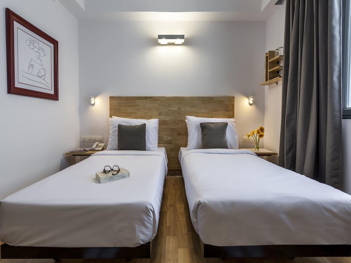 Oyo Townhouse 5 Jubilee Hills Hotell Hyderabad Exteriör bild
